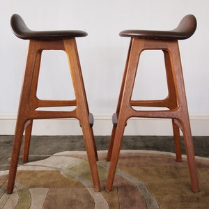 Pair 2 Vintage ERIK BUCH Model 61 Bar STOOL Barstool Teak Rosewood, Brown Vinyl, O.D. Mobler Danish Mid-Century Modern Eric Buck eames era image 2