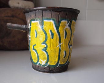 Original ROBERTO LUGO Ceramic ASHTRAY 3.5" Cup Creamer Soy Sauce Pourer Yellow Graffiti Modern Contemporary Art studio pottery cigarette