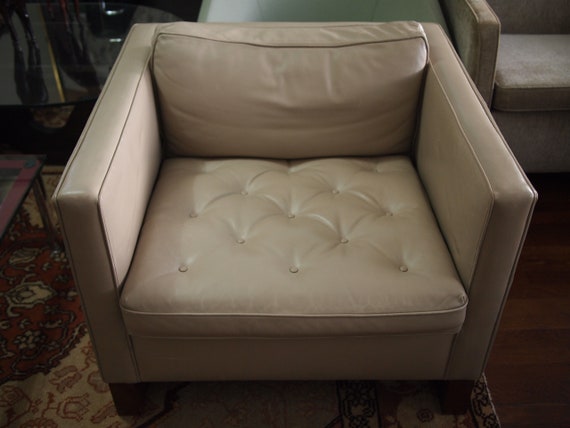 Eames club sale chair