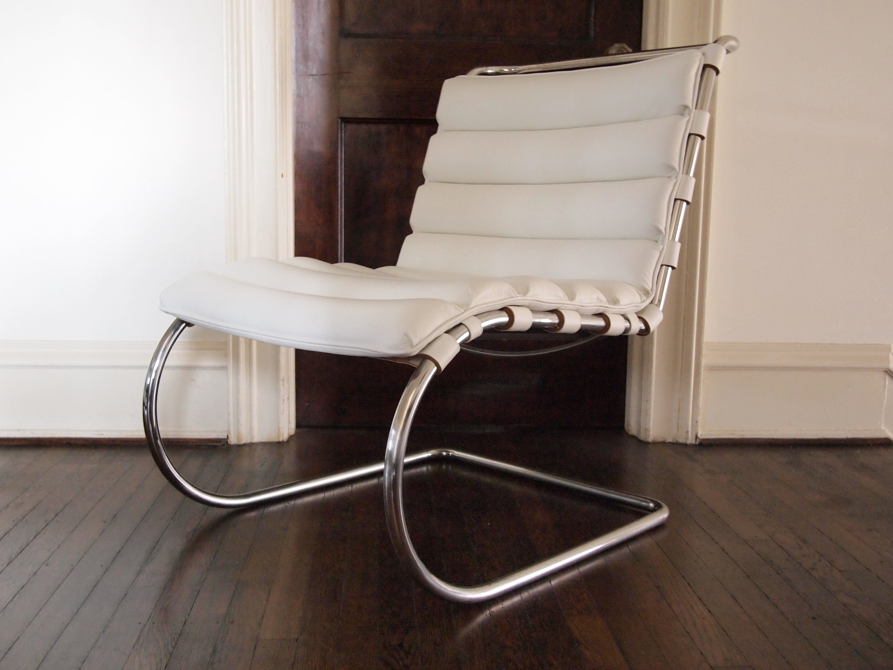 KNOLL Mies Van Der Rohe MR Lounge CHAIR, White Volo Leather