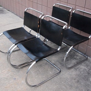 Set of Four 4 Vintage KNOLL MR Side CHAIR, Chrome Black Leather, Early Label, Mies Van Der Rohe, Mid-Century Modern Bauhaus eames era image 1