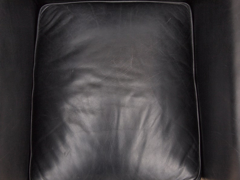 CASSINA LC2 ARMCHAIR Petit Modele Lounge Arm Club Chair Chrome Black Leather Le Corbusier, Mid-Century Modern bauhaus danish eames knoll era image 6