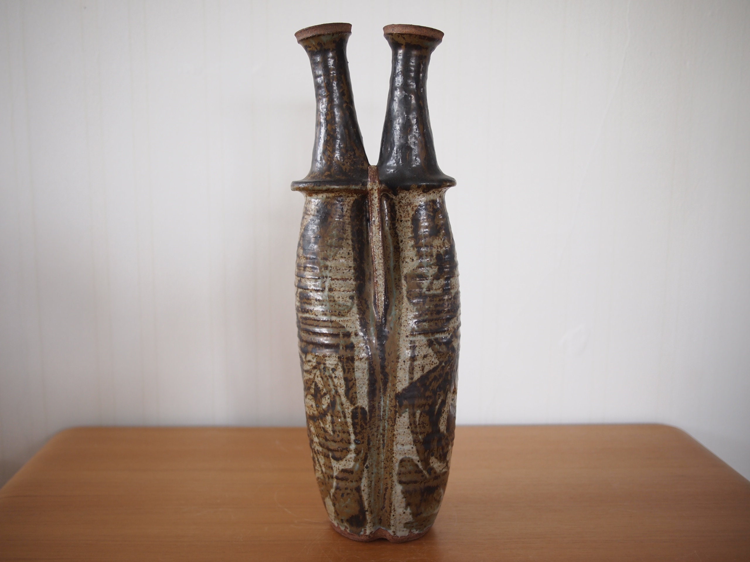 Vitraイサムノグチ スツール カッシーナ ペリアン 柳宗理 プルーヴェ