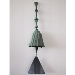 Vintage PAOLO SOLERI Bronze Wind BELL Chime 6&quot;, 23&quot; Total, Windchime Umbrella Verdigris Patina Mid-Century Modern Italian eames knoll era