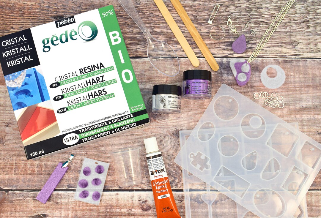 Make Your Own Resin Jewellery Starter Kit everything Included to Make