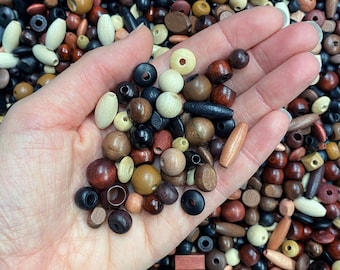 Eco-Friendly Wooden Bead Mix, Natural Colours, Sustainably Sourced, DIY Crafts, Jewellery Making, Craft Supplies