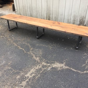 Reclaimed Wood Entry Bench – Farmhouse Style, Iron Legs bild 3
