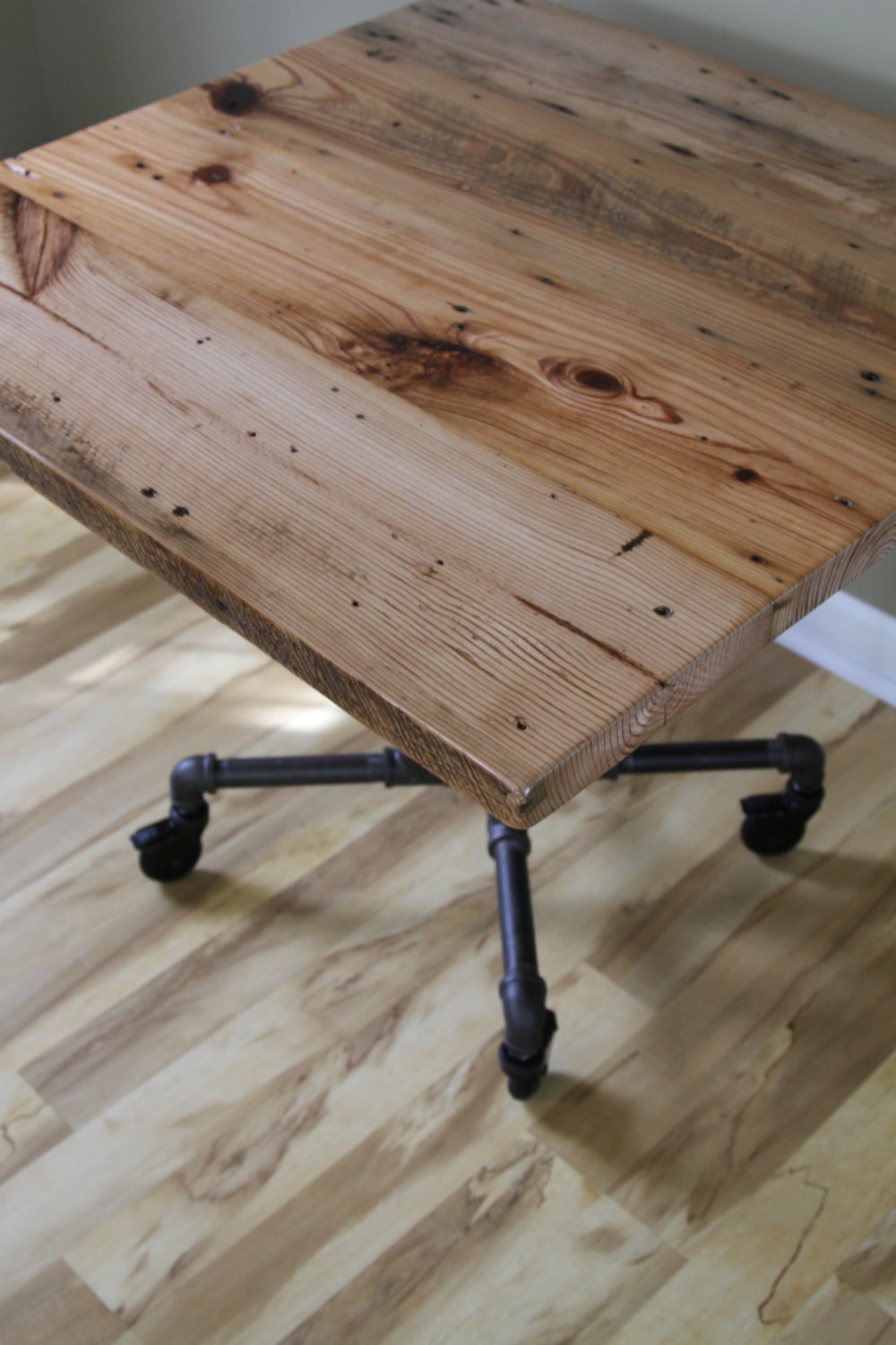 Large Round Table - Bistro Table, Restaurant Table - 60 Large Round Table - Bistro Table, Restaurant Table - 60