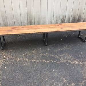Reclaimed Wood Entry Bench – Farmhouse Style, Iron Legs bild 6