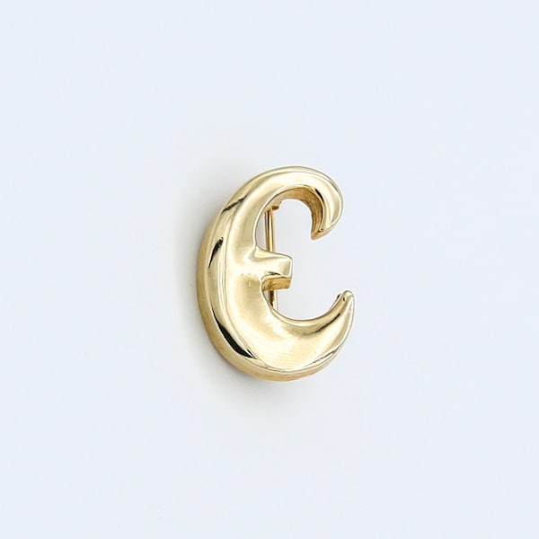 1980 Sarah Coventry SINCERELY YOURS Initial Pin Brooch Gold Tone Letter E RARE Vintage 80s