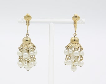 Vintage Sarah Coventry Unidentified Gold Tone Clip On Faux Pearl Tassel Earrings Rare!