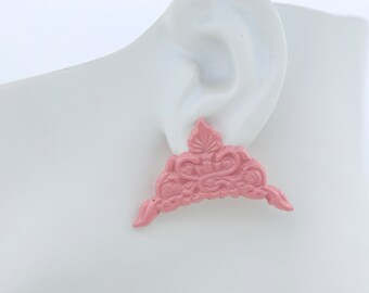 Vintage Ornate Faux Filigree Earrings in Pink – NOS