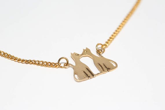 Vintage Gold Tone Kissing Cats Necklace Love Valentine Kitty NOS