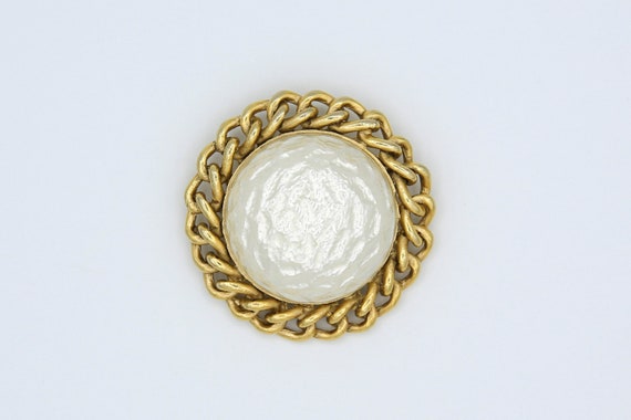 1969 Sarah Coventry BAROQUE GODDESS Pin Brooch Gold Tone RARE Vintage 60s