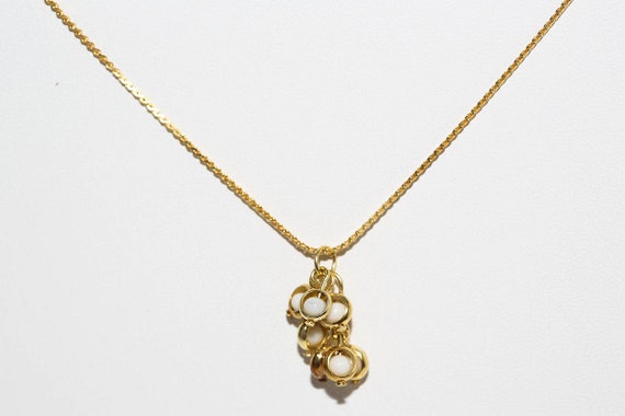 Vintage White Cluster Bead Necklace Gold Tone NOS Dainty