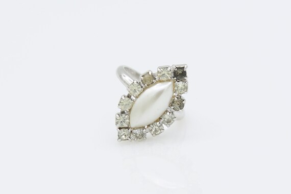 Vintage Sarah Coventry "Satin Elegance" Ring 1974 Silver Tone Adjustable Faux Pearl Rhinestone RARE