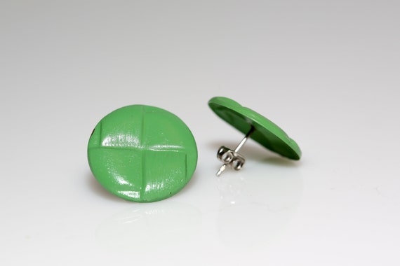 Vintage Green Metal Basket-Weave Earrings - NOS 1980s