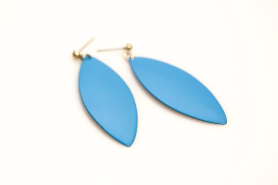 Vintage Aqua Blue Oval Dangle Drop Earrings NOS Pierced