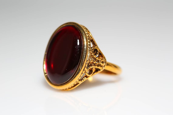 Gold Resin Ring in Red - Vintage Red Stone Filigree Gold Plated Medieval Gothic Statement Ring NOS