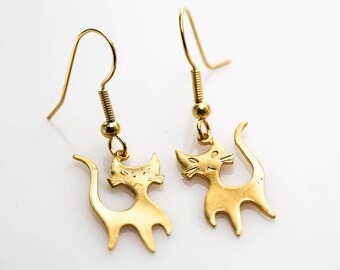 Vintage Mid-Century Modern Cat Earrings In Gold Tone NOS Minimalist Retro Mod