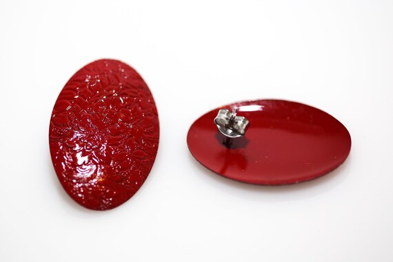 Vintage Red Oval Enameled Earrings - NOS Metal Large Statement Flower Textured Studs 1980s