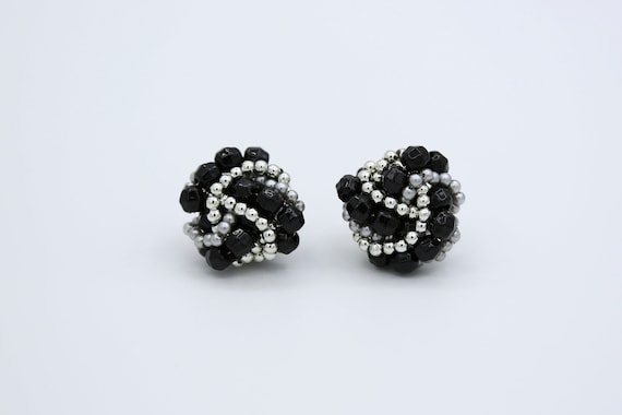 Vintage Black and Silver Bead Knot Earrings – NOS