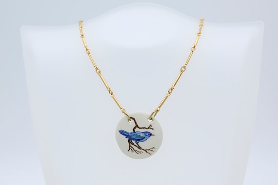 Vintage Sarah Coventry 1978 PARADISE Necklace Ceramic Pendant Drop Gold Tone Bluebird Blue Bird Rare!