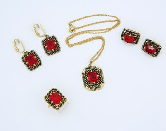 Vintage 1969 Sarah Coventry MAJORCA Ring Necklace Earrings Clip-On Red Rhinestone Gold Tone Set RARE!