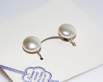 NEMO Lustre Pearl Earrings