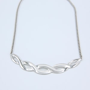 Vintage Sarah Coventry 1976 FASHION BRAID Choker Necklace Silver Tone Pendant Rare!