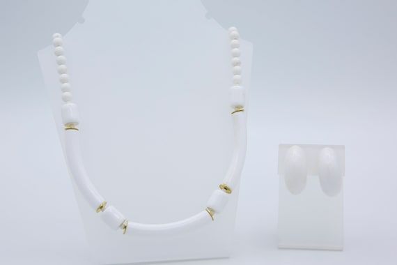 Vintage 1978 Sarah Coventry WHITE MAGIC Necklace Clip On Earrings Set RARE
