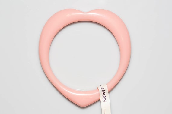 Vintage Pink Lucite Heart Bracelet, Plastic Heart Bracelet, Pink Heart, Vintage Heart Bracelet