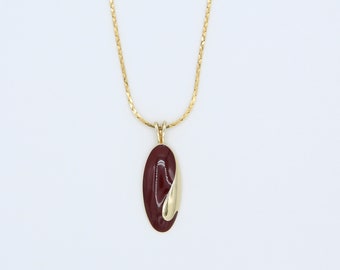 Vintage 1983 Sarah Coventry EXPRESSIONS Necklace Drop Pendant Gold Tone Chain Burgundy Red Rare!