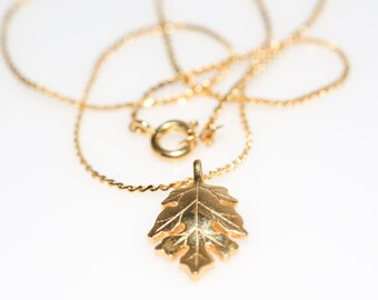 Gold Leaf Necklace - Vintage