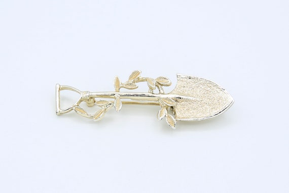 Vintage 1981 Sarah Coventry GOLD DIGGER Top Seller Sales Award Brooch Gold Tone Shovel RARE!