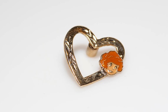 Original 1982 Annie Pin: Vintage 80s Gold Heart Brooch Movie Memorabilia