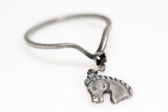 Vintage Silver Tone Horse Charm Ring With Black Rhinestone NOS