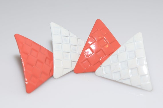 Vintage Basket-Weave Triangle Earrings Orange White Checkered - Vintage NOS