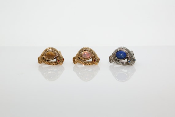 Vintage Stone Snake Ring NOS Blue Silver Etched Metal Costume Ring Rhinestone Eyes