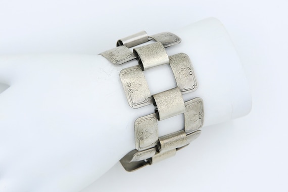 Vintage 1976 Sarah Coventry MELODY Metal Link Bracelet Etched Silver Tone RARE
