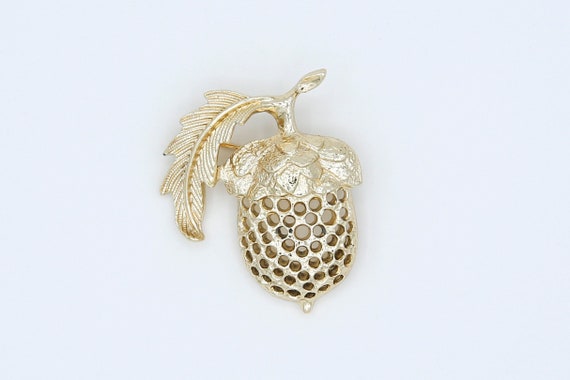 1973 Sarah Coventry "Golden Acorn" Pin Brooch Gold Tone RARE Vintage 70s Fall Autumn