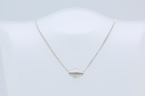 Vintage Sarah Coventry 1976 NEW DESIGN Necklace Silver Tone Spring Coil Bead Pendant Rare!