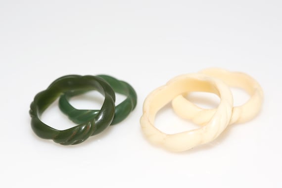 Vintage Green or Beige Lucite Twist Rings Stackable NOS Plastic