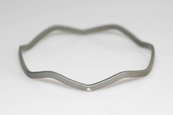 Vintage Wavy Gray Bracelet Skinny Metal Bangle NOS Stacking Bracelet