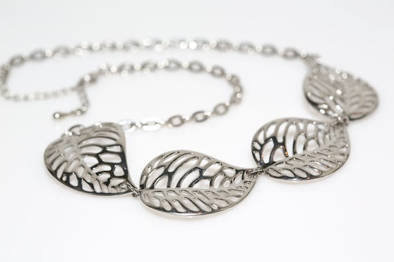 Vintage Leaf Statement Necklace Silver Tone Large Statement Leaves Autumn Fall NOS