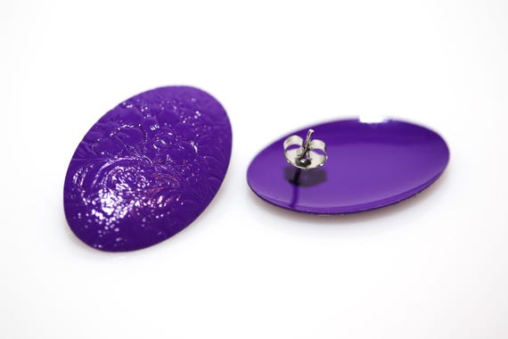 Vintage Purple Oval Enameled Metal Earrings Pierced Floral Studs 1980s NOS!