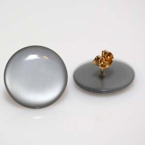 Gray Moonglow Earrings