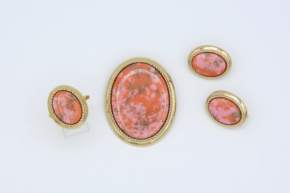 Vintage 1974 Sarah Coventry CORALINE Pendant/Pin Earrings Clip-On Ring Gold Tone Pink Set Rare!