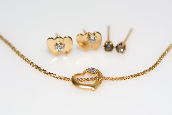 Valentine Trio - Vintage Jewelry Set - Earrings Necklace Studs - NOS Gold Tone