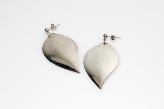 Vintage Silver Tone Geometric Modernist Leaf Earrings NOS Minimalist Dangle Pierced